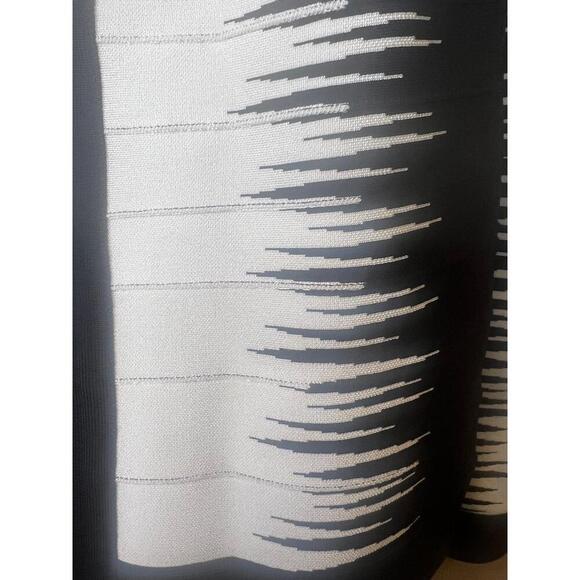 Herve Leger HYD4G309 Black White Bandage Zipper Sleeve Zip Up Sweater Large - Picture 14 of 14